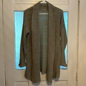Love Change Italy Women’s Long Soft Gray Fuzzy Cardigan Sweater Size M